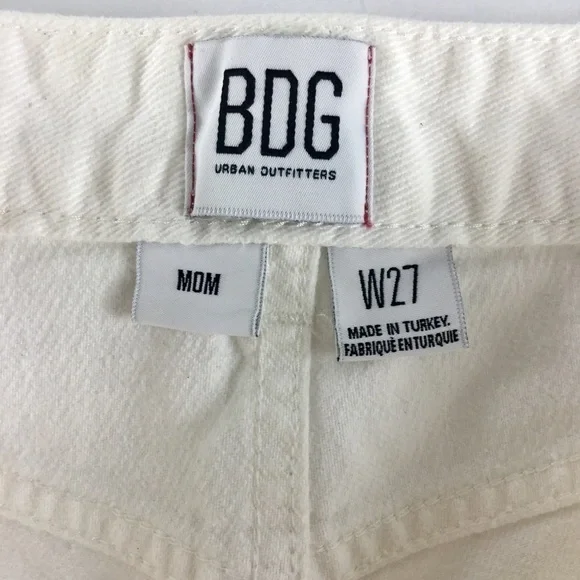 Bdg Urban Outfitters White Destroyed Mom Jeans Size 27 - Picture 6 of 11